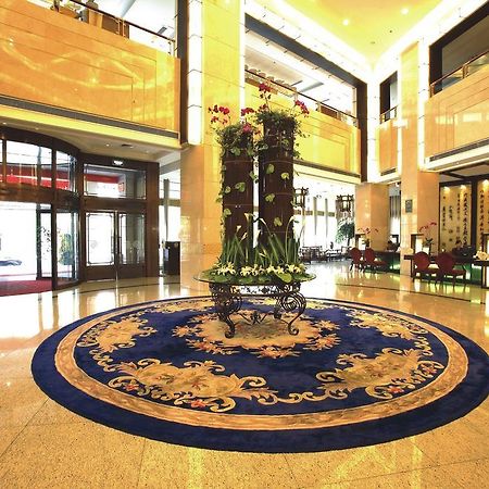 Yiwu Yi He Hotel Інтер'єр фото